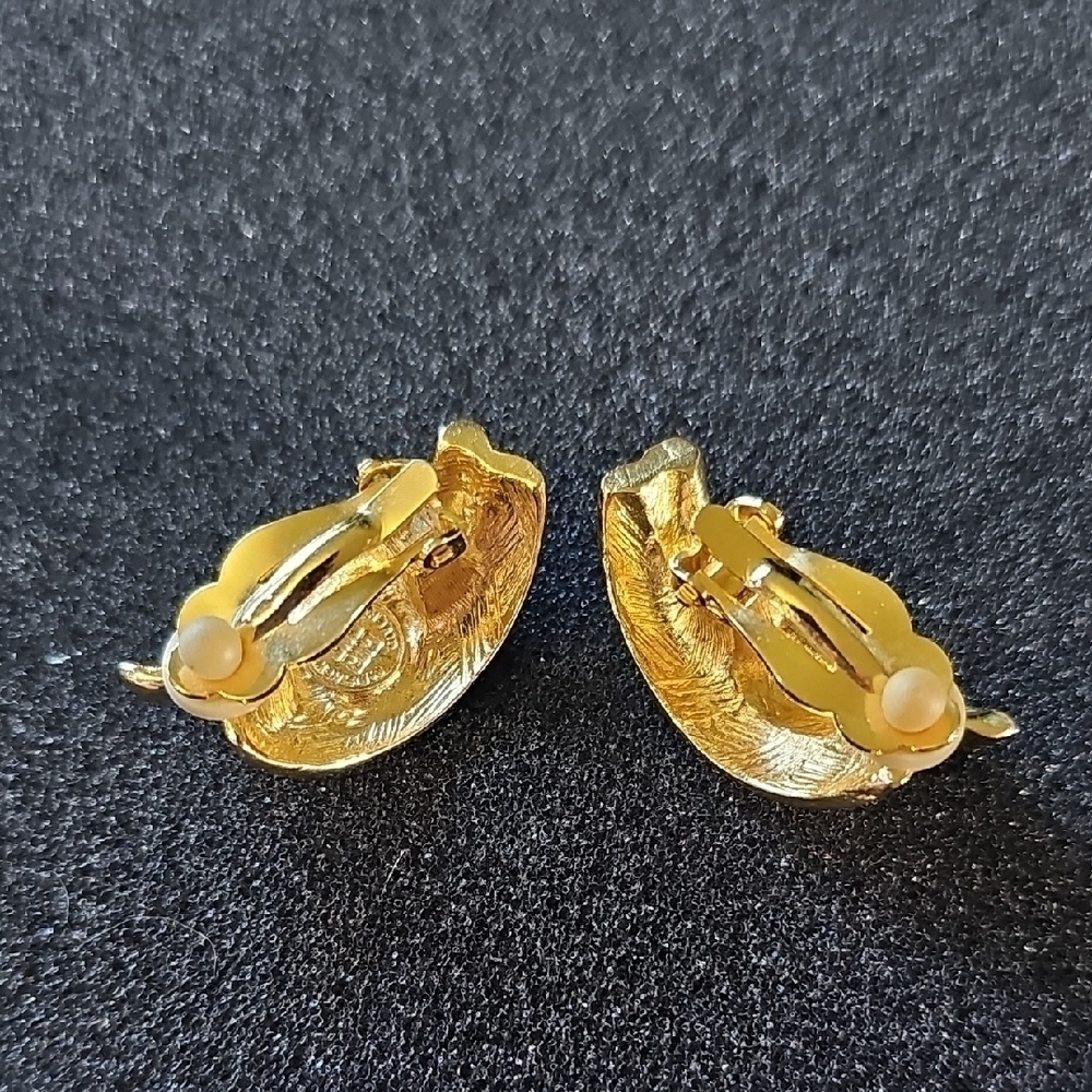Gold Crescent Earrings with Sculptural Design Clip On - Picture 5 of 8